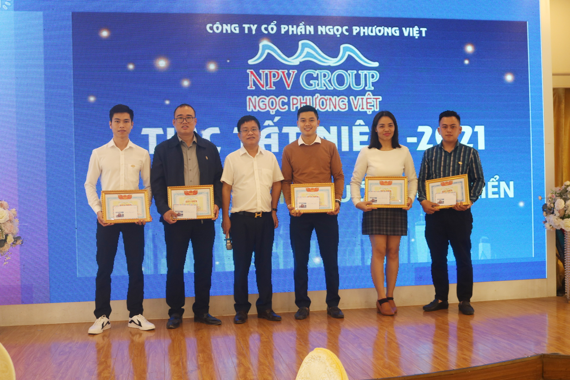 Tiệc tất niên cuối năm – 2021 của Ngọc Phương Việt Group